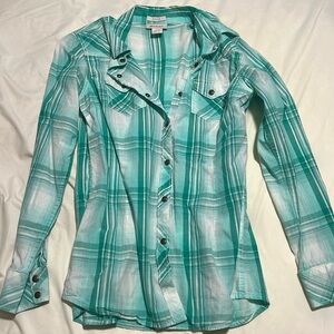 ariat snap long sleeve